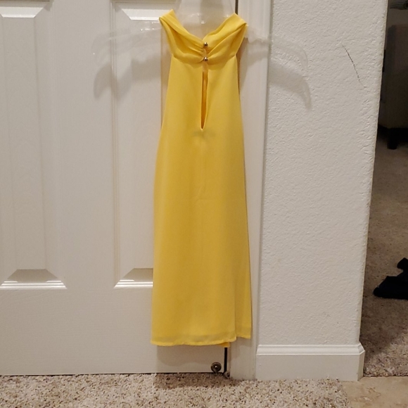 Yellow sleeveless top - Picture 4 of 6